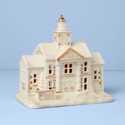 Ucaabnel Mistletoe Park Town Hall Lit Figurine